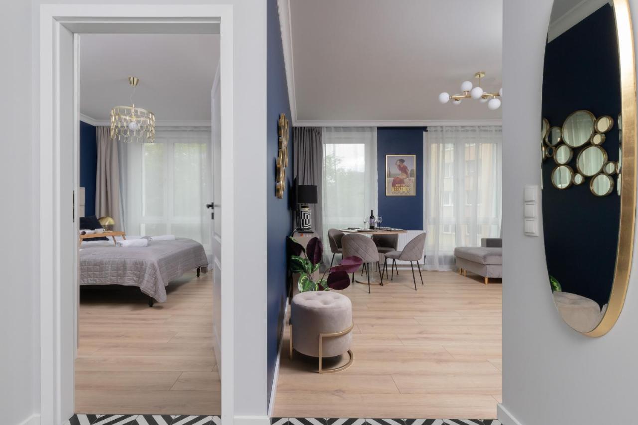 Stylish Atol Apartment With Free Parking In The Heart Of Gdansk By Noclegi Renters Ngoại thất bức ảnh